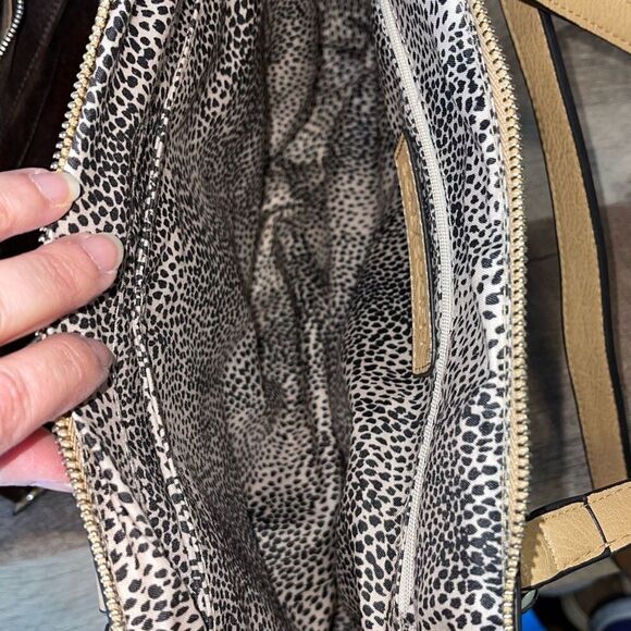 SOLE SOCIETY WOMEN'S DESTIN‎ CROSSBODY BAG 2 VEGAN STUDDED WHIPSTICH CAMEL VEGAN - Picture 6 of 10